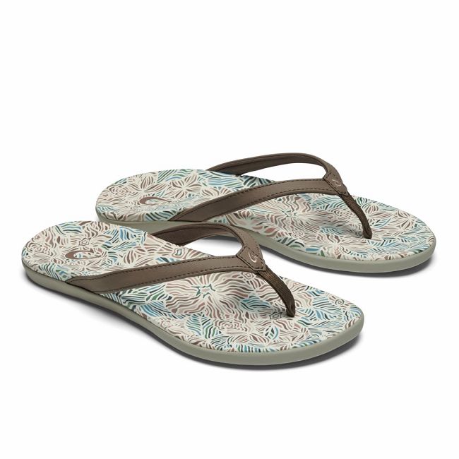 Olukai Women's Hoopio Hau Flip Flop - Warm Taupe / Hau US395-678